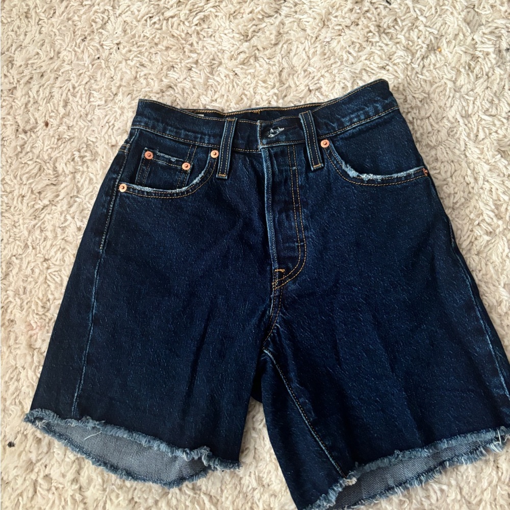 Levi women's 501
